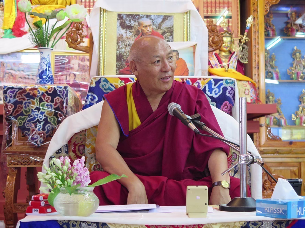Geshe Lhakdor teaching “The Heart Sutra”, July 27 - 30