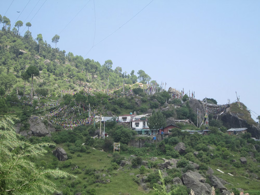 The Padmasambhava caves above Tso Pema