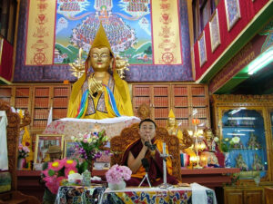 Yangten Rinpoche leading the “Chenrezig Retreat”