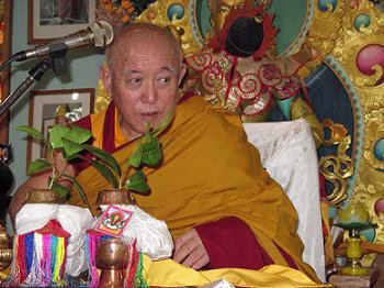 Denma20Locho20Rinpoche20-20Initiation